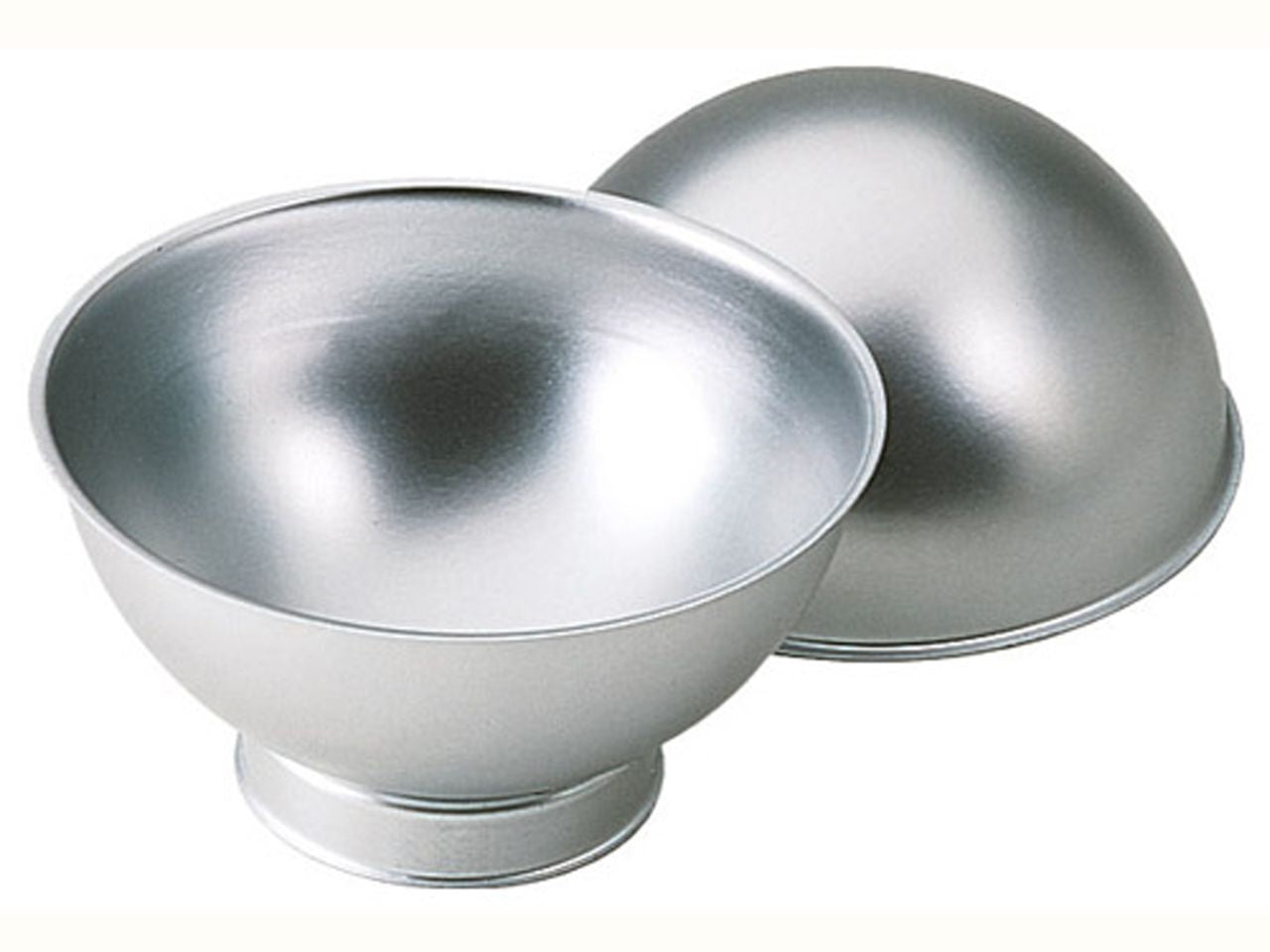 Wilton Sports Ball Pan Set