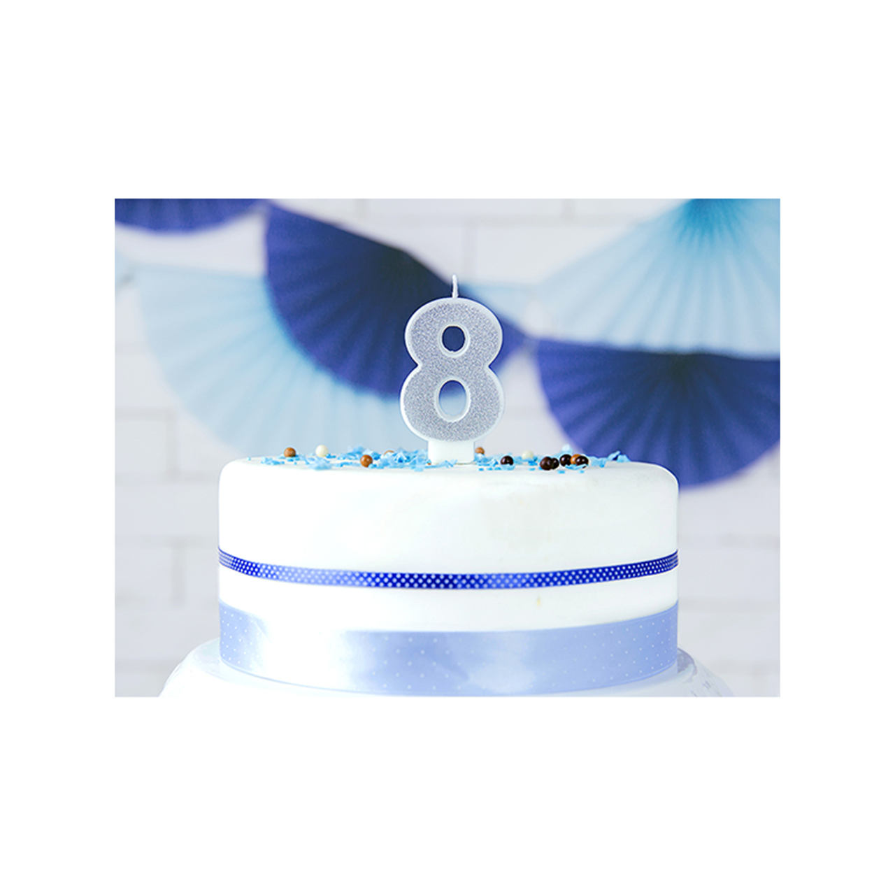 1 cake candle - number 8 - silver 