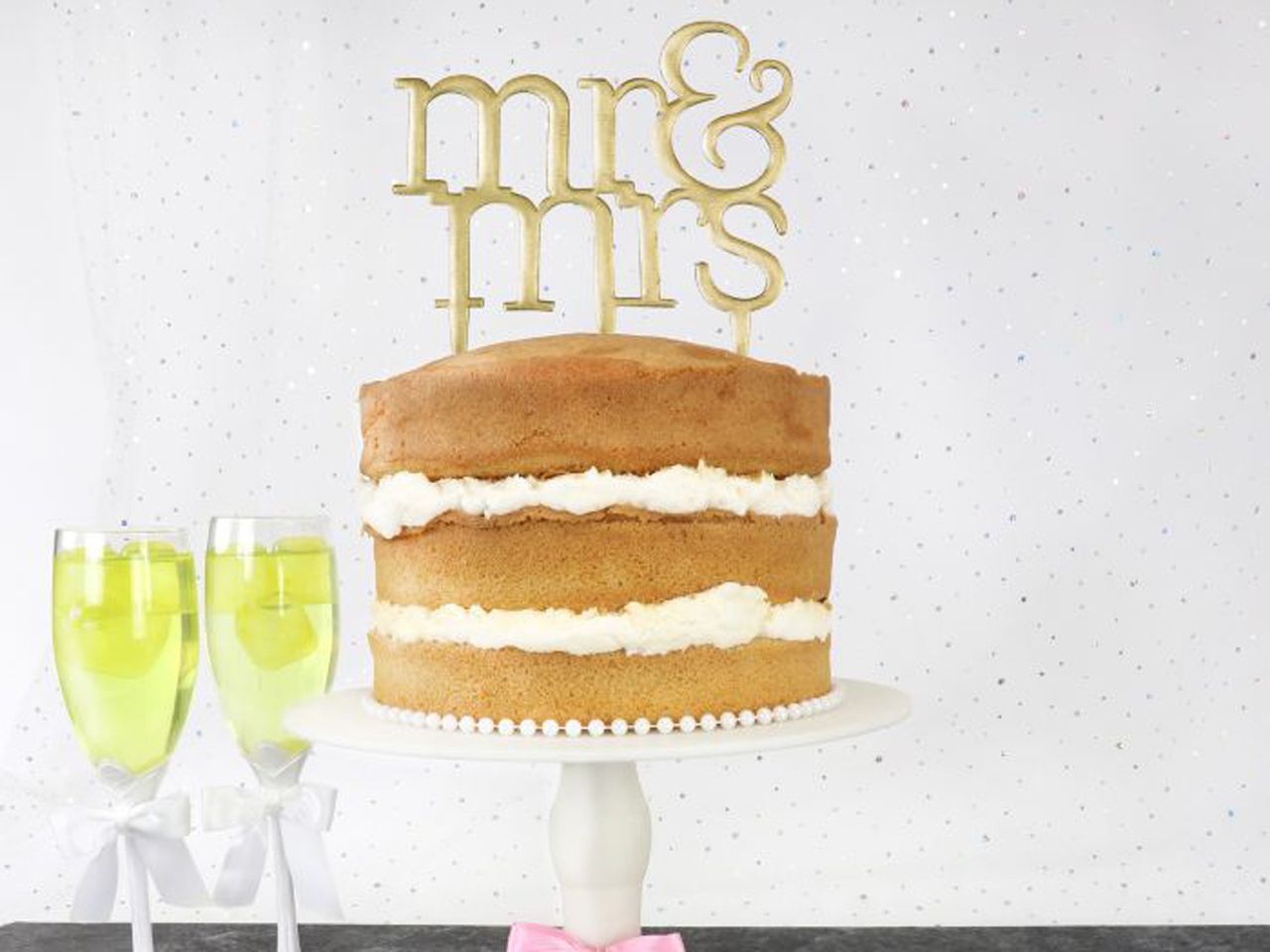PME Cake Topper Cutter Mr & Mrs - Modern